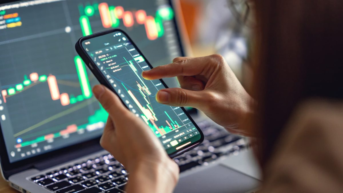 here-s-how-much-money-you-d-have-if-you-invested-1-000-in-bitcoin-10